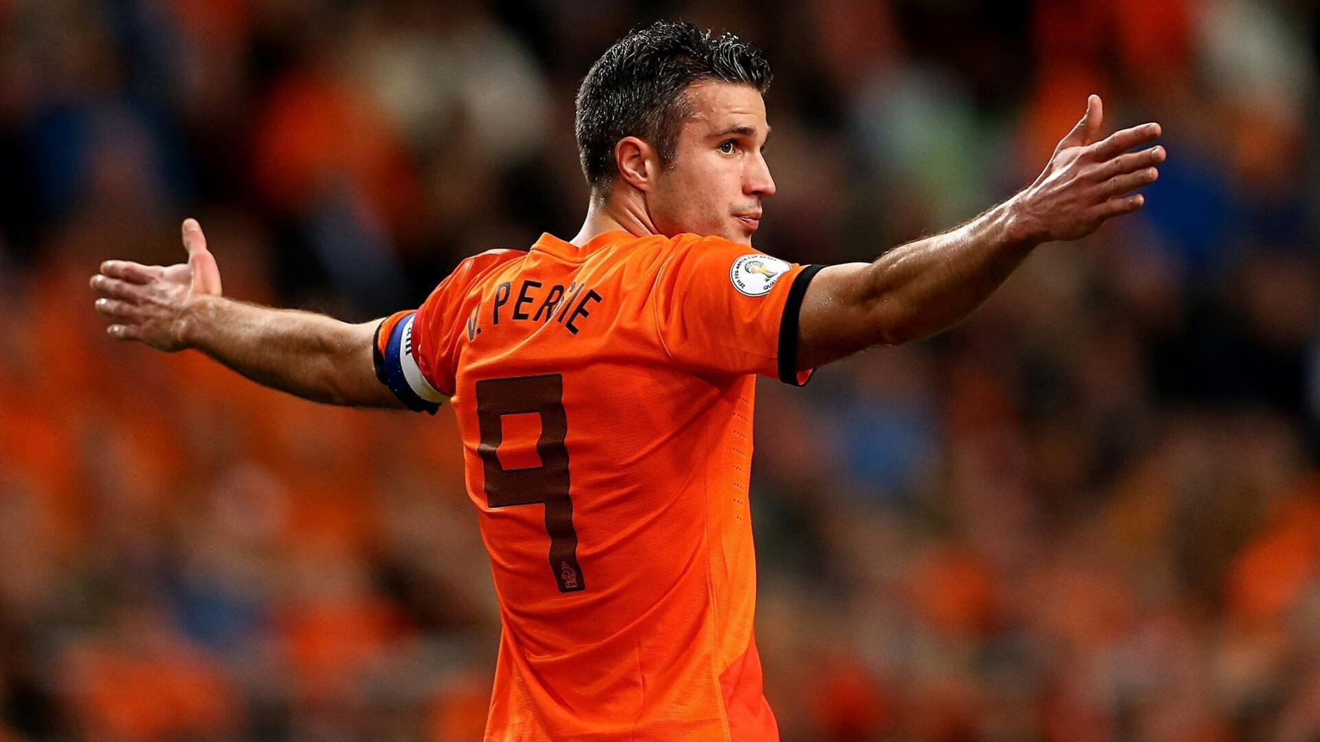 拜仁慕尼黑持续领跑德甲，争冠在望